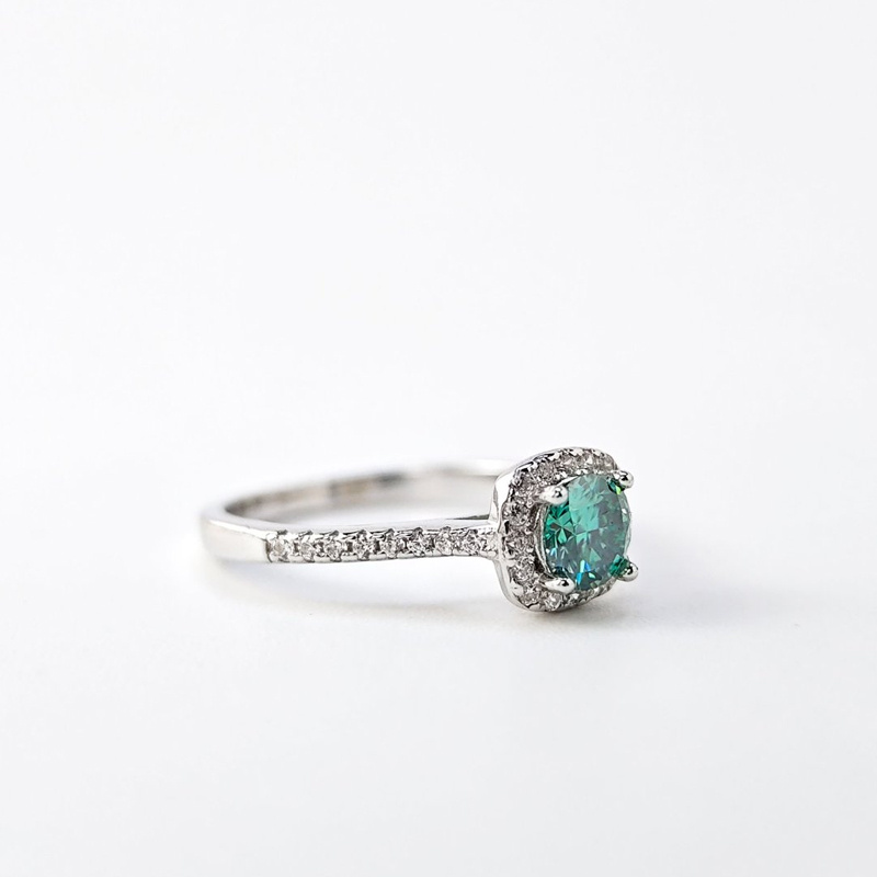 Women's Exquisite Green Moissanite Square Ring, Birthday Gift